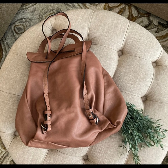 🌿GIANNI CHIARINI LEATHER BACKPACK🌿 - Picture 6 of 14